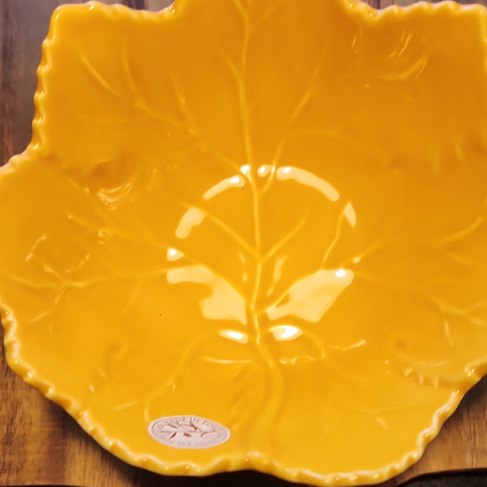 Yellow Leaf-Shaped Decorative Bowl